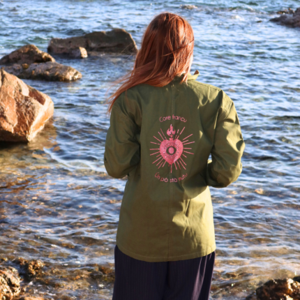 Bleu de Chine corse kaki Core Francu floqué en paillettes roses