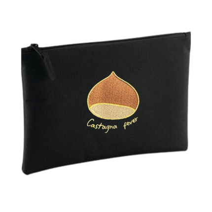 Pochette noire grand format brodée Castagne fever, la châtaigne corse fait la fête