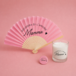 Box Mamma squadra di l'Amore - Ti tengu caru - en rose : éventail, bougie et pins